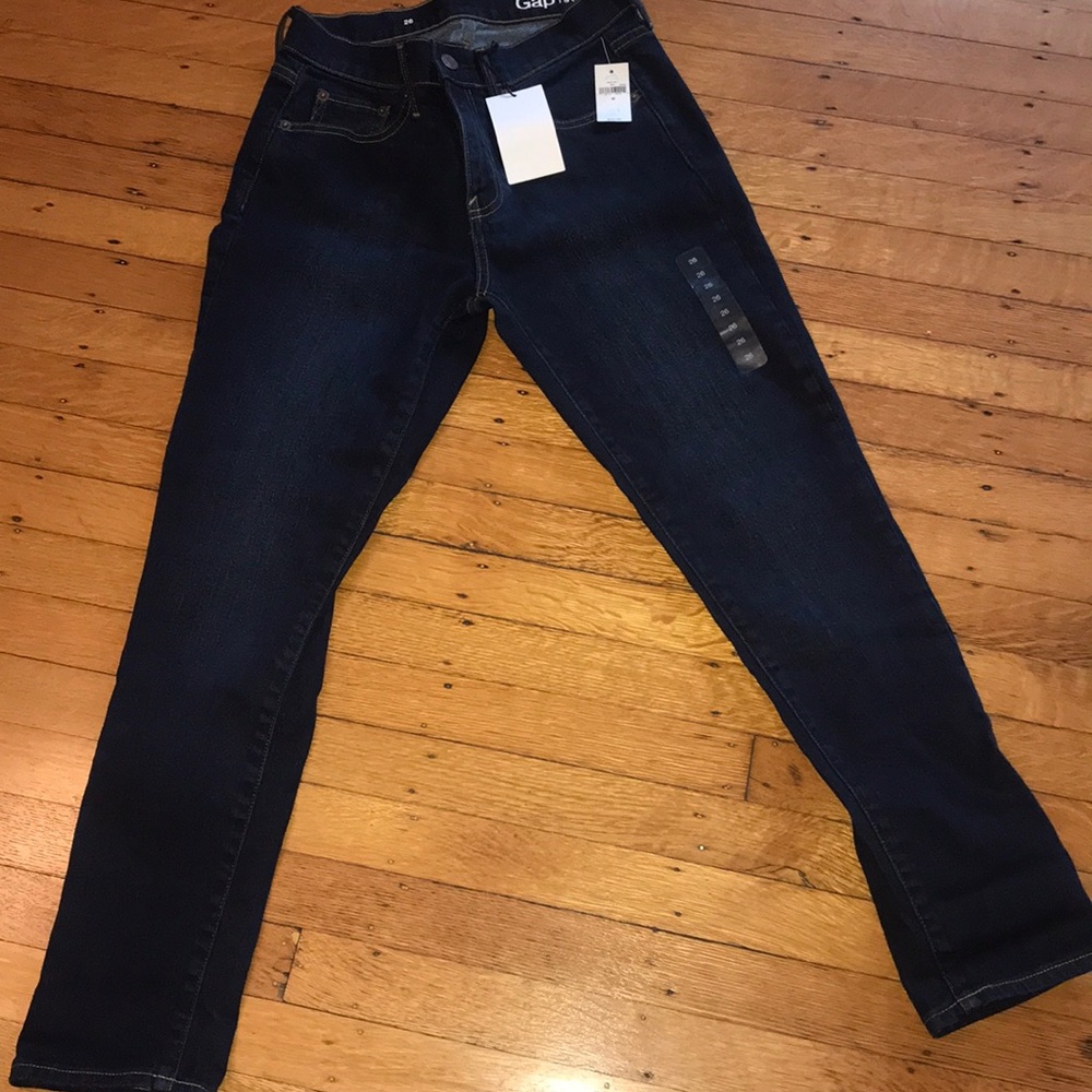 Gap clean dark wash GF jean size 26 NWT